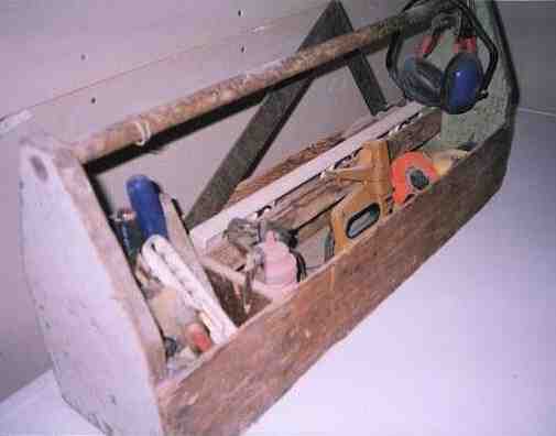 Photo of my well used carpenter toolbox.